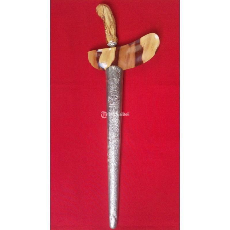 Keris Dolog Asli Dan Tua Era Kerajaan Madura Kuno