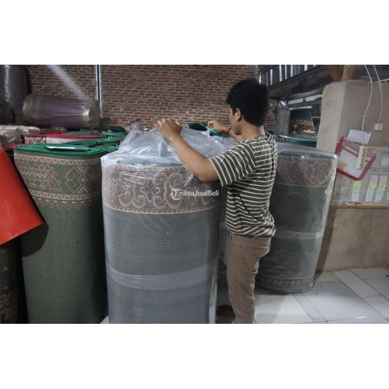 Obral Karpet Masjid Sampai Akhir Tahun
