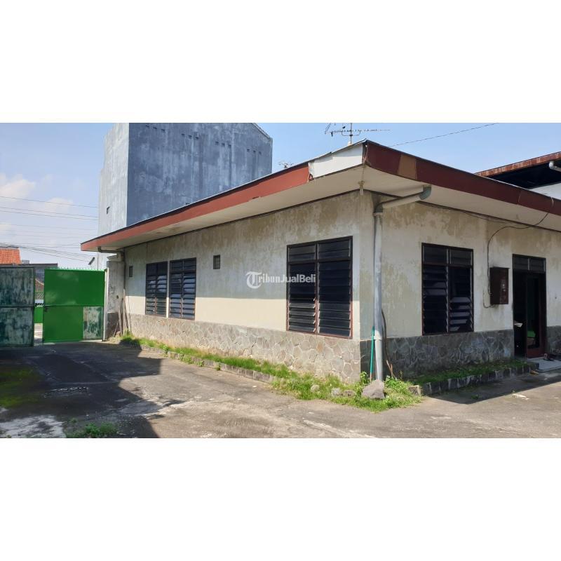 Gudang Brigjen Katamso Mojosongo Samping Jalan Raya Solo The EdGe