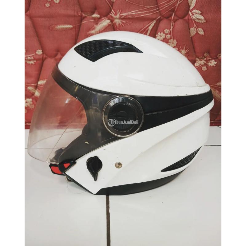 Cuci Helm di Depok  0821-2379-9519