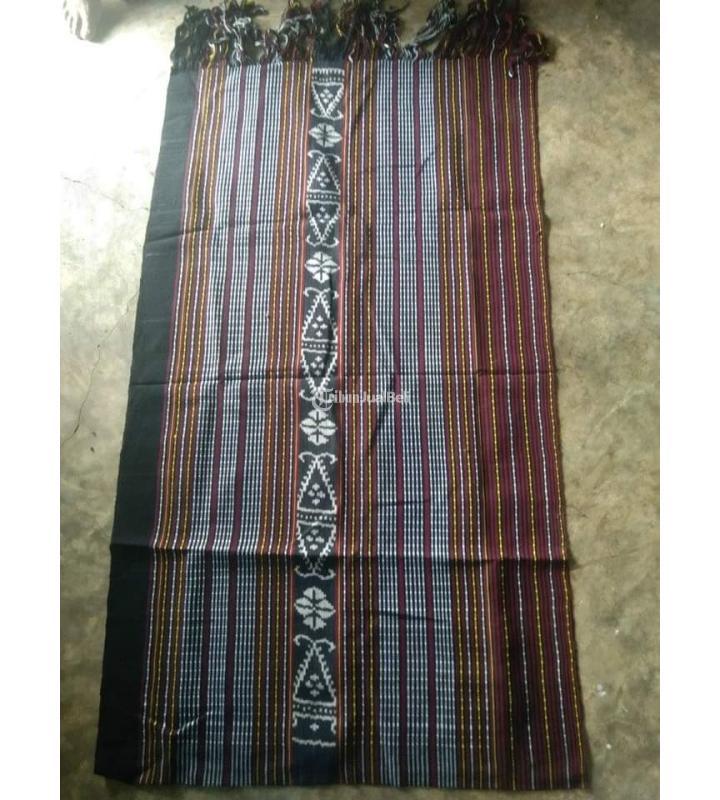 SARUNG TENUN MOTIF NTT ,MAUMERE,FLORES,NTT