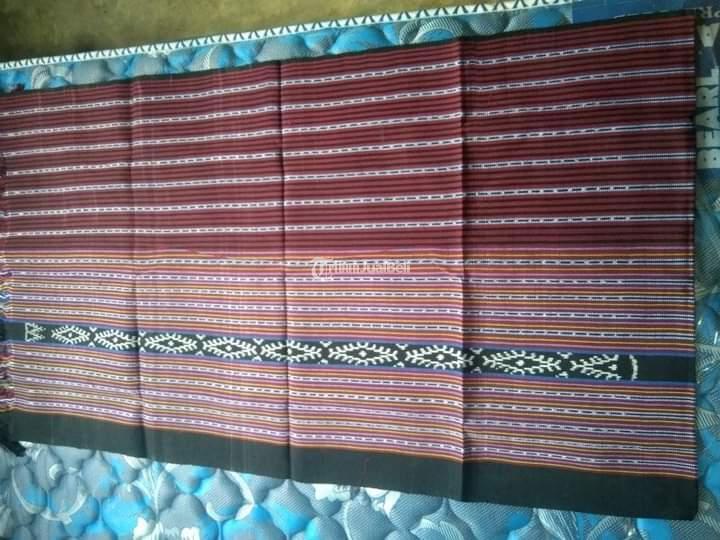 Sarung Tenun Motif Ntt ,Maumere,Flores,NTT di Sikka - Tribun JualBeli
