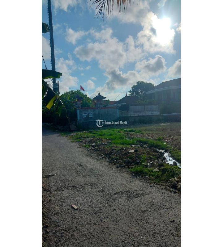 Tanah Balangan Putih Pantai Balangan Jimbaran Badung Bali