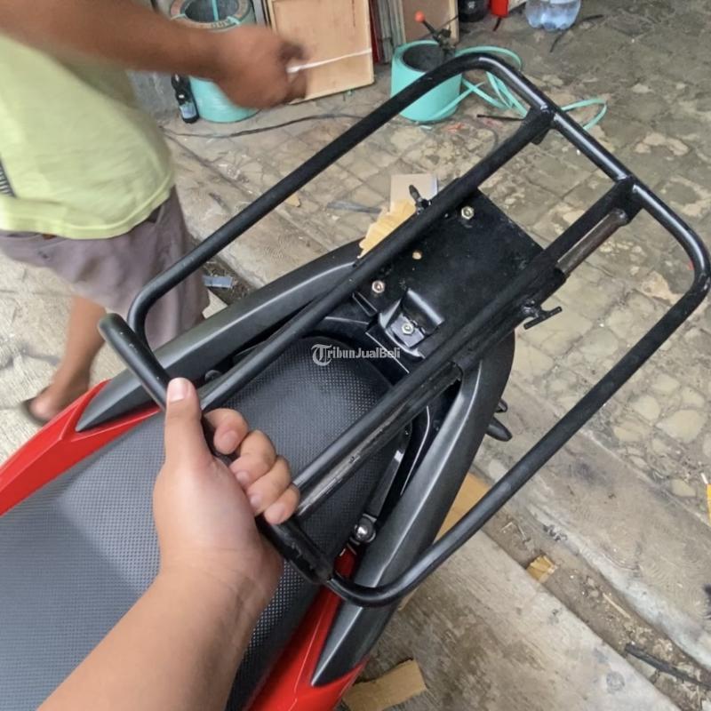 Bracket Geser Motor Vario