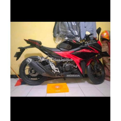 Motor Honda CBR 150R 2018 Warna Hitam Merah di Jakarta Selatan - Tribun