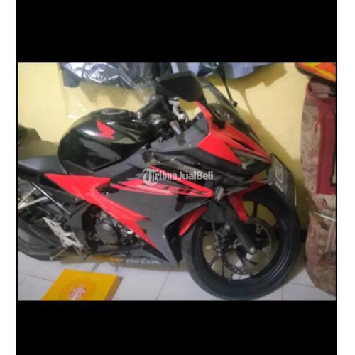 Motor Honda CBR 150R 2018 Warna Hitam Merah di Jakarta Selatan - Tribun