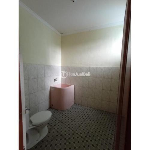 RUMAH DI TEPI JALAN RAYA KLOPO MAGELANG