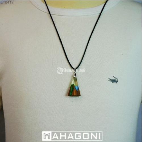 Kerajinan Liontin Kayu Resin Sonokeling Tali Satin Bisa Disesuaikan - Banjarbaru