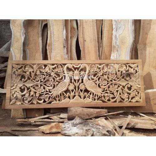 Kerajinan Ukiran Hiasan Dinding dan Pintu Bisa Custom dari Kayu Jati - Malang