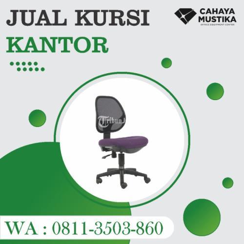 Kursi Kantor Putih di Malang