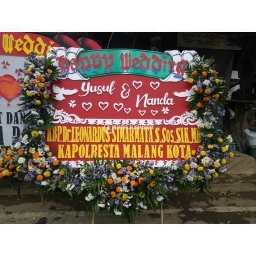 Buket Bunga Elegan Di Malang