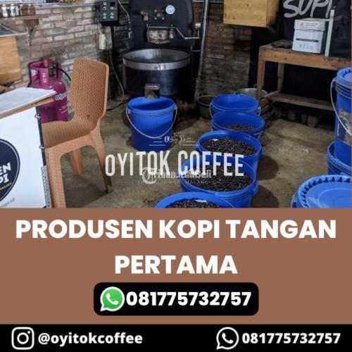 Produsen Kopi Tangan Pertama