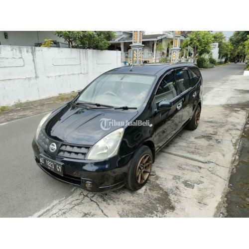 Mobil Nissan Grand Livina XV Tahun 2007 Bekas Siap Pakai Matic Warna Hitam - Karanganyar