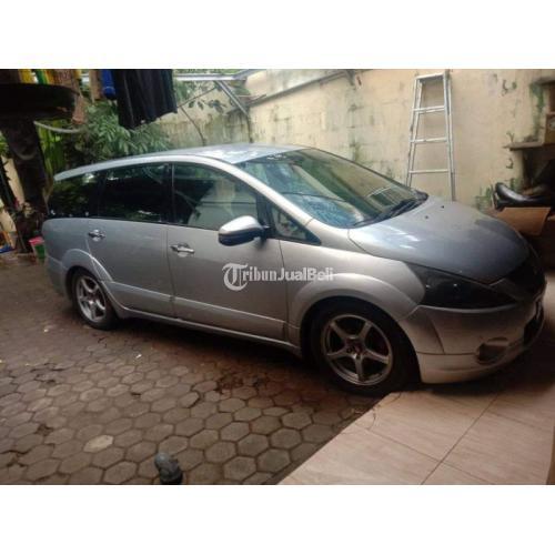 Mobil Mitsubishi Grandis 2008 Silver Seken Surat Lengkap Siap Pakai - Cirebon