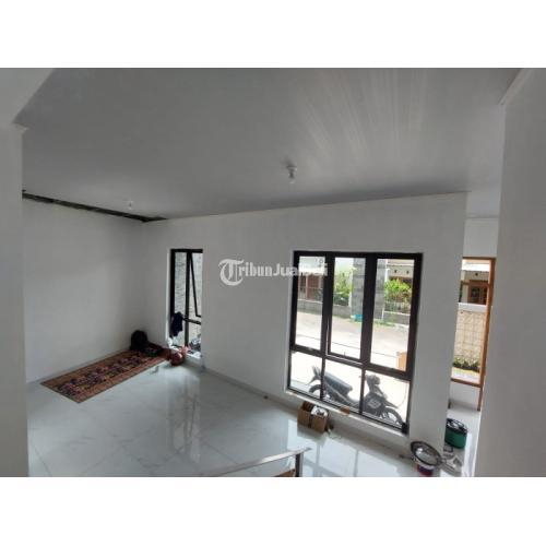 Dijual Rumah Mewah 2LT Carport Luas di Ngaglik - Sleman