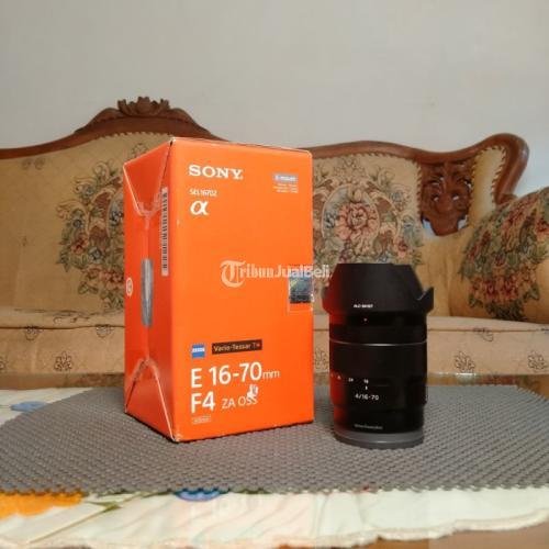 Kamera Mirrorless Sony a6400 + E 16di70 F4 Zeiss Bekas Normal Sensor Bersih Mulus di Surabaya