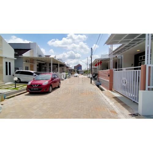 Dijual Rumah Dazhill Symphony Type Amore 3KT 2KM Siap Huni - Kota Pontianak