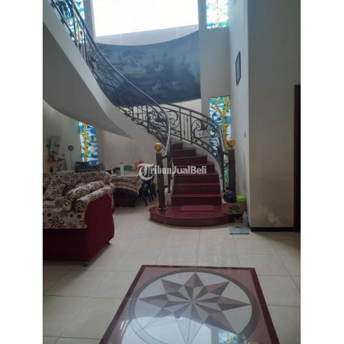 RUMAH TINGKAT MEWAH DI JALAN GAJAH SEMARANG TENGAH