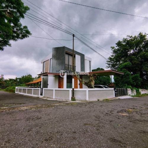 RUMAH  SEMI VILLA, SIAP HUNI, FULL FURNISH DI PAKEM, SLEMAN