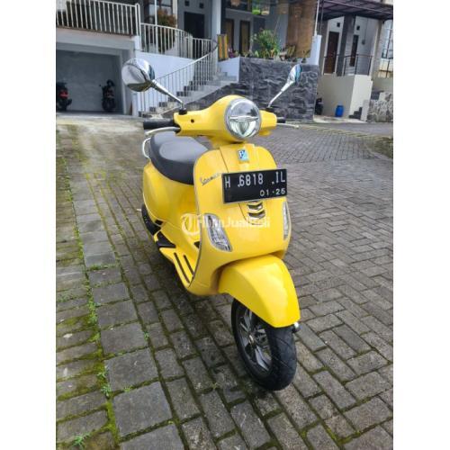 Motor Vespa LX 125 iget Facelift 2021 Bekas Terawat Mulus Surat Lengkap Pajak Panjang - Salatiga