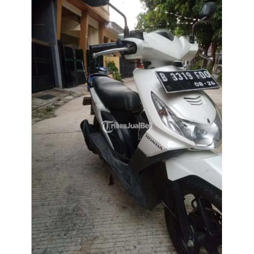 Motor Honda Beat Warna Putih Tahun 2011 Bekas - Bandung