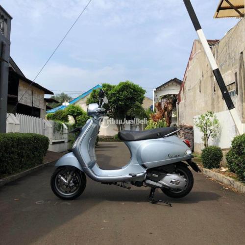 Motor Sekuter Vespa LX Bekas 2022 Pajak Hidup Surat Lengkap - Tangerang Selatan