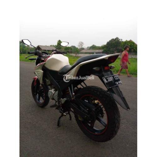 Motor Sport Yamaha Vixion 2013 Bekas Pajak Hidup Surat Lengkap - Tangerang