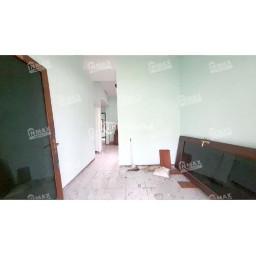 RUMAH NYAMAN DAN LUAS DEKAT RSI DAN PASAR BESAR DI PULAU PULAU KLOJEN MALANG