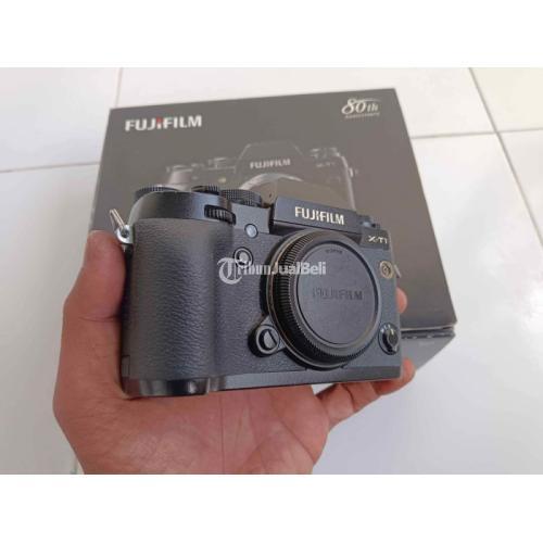 Kamera Mirrorless XT1 Body Only + Flash External Bekas Harga Nego di