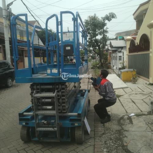 Sewa scissorlift atau Tangga elektrik di sidoarjo