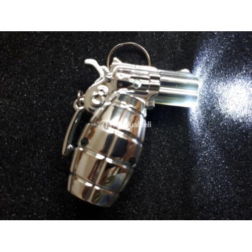 Senter Batu Permata LED Gantungan Kunci Bentuk Pistol