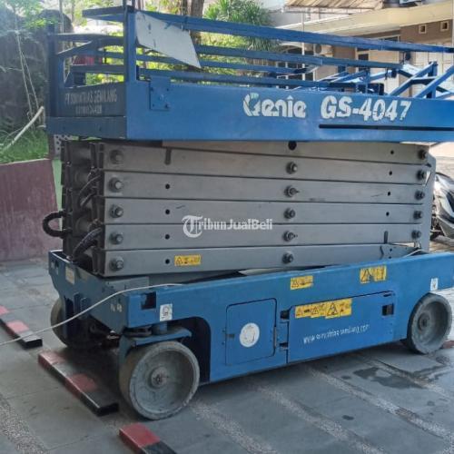 Rental scissor lift/Tangga elektrik di gresik jawa timur