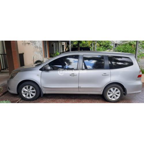 Mobil Nissan Grand Livina XV Silver Unit Terawat dan Siap Pakai - Manado