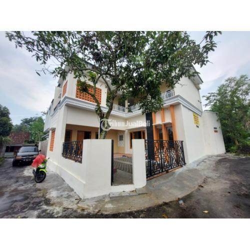 RUMAH BARU SIAP HUNI 2 LANTAI DEKAT UII