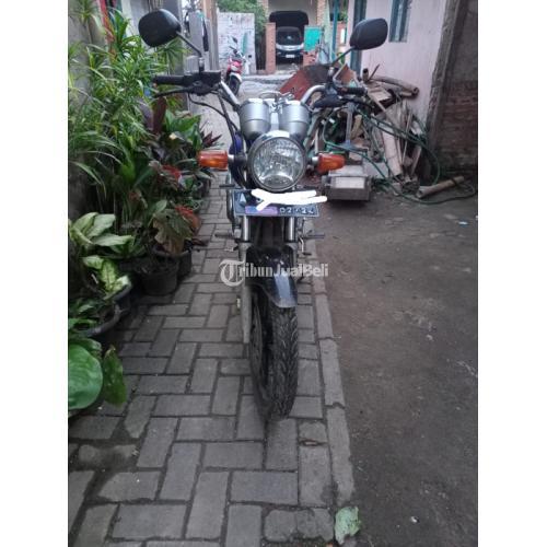 Motor ( Yamaha scorpio tahun 2009) warna hitam (mesin 225CC)