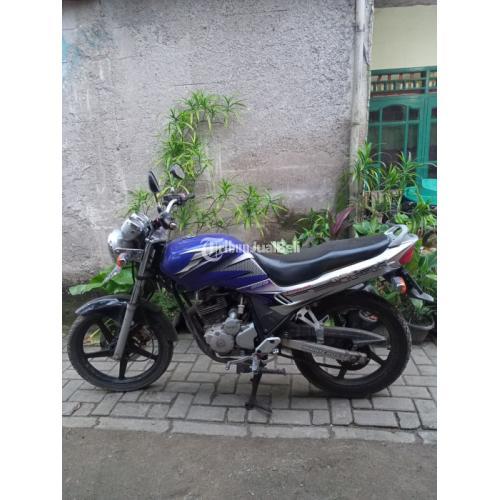 Motor ( Yamaha scorpio tahun 2009) warna hitam (mesin 225CC)
