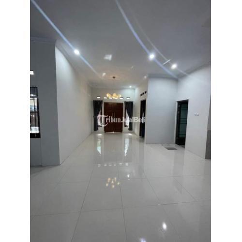 RUMAH SIAP HUNI 2 LANTAI DEKAT KAMPUS ISI YOGYAKARTA