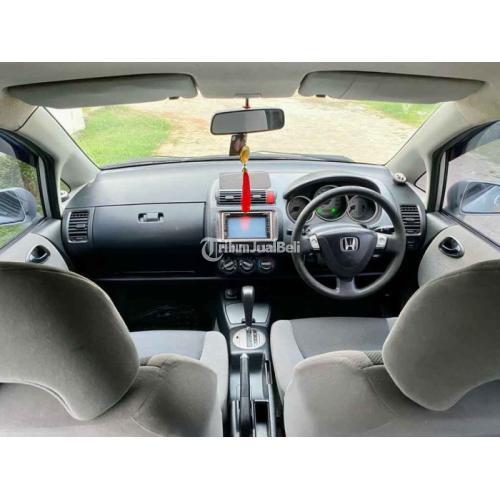 Mobil Honda Jazz 2004 Silver Bekas Surat Lengkap Mesin Halus - Tangerang