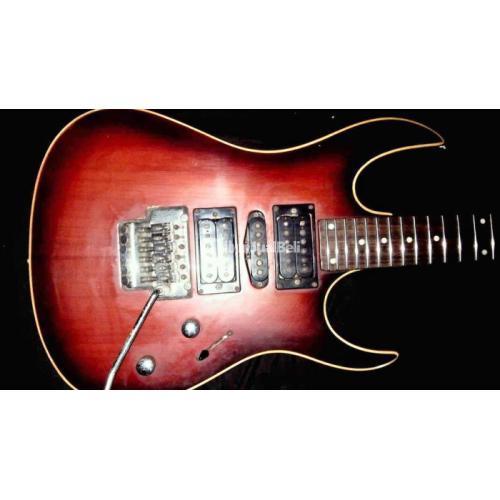 Gitar Elektrik Bekas Ibanez Masih Mulus Jarang Dipakai - Denpasar