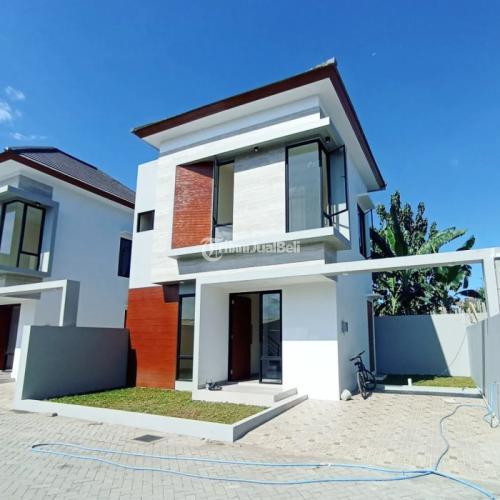 RUMAH MODERN BANTUL 2 LANTAI DEKAT KAMPUS UMY