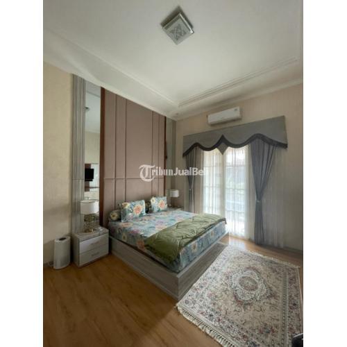 RUMAH MEWAH SIAP HUNI DI MALANG DEKAT KAMPUS BRAWIJAYA