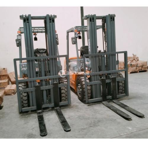 Forklift Diesel VMAX Kapasitas 3 Ton Lifting 5 Meter Engine ISUZU C240 Jepang