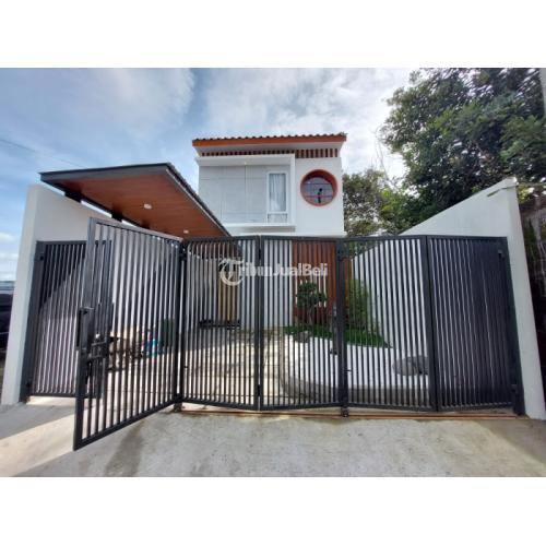 RUMAH 2 LANTAI GAYA MODERN DI GAMPING SLEMAN, JOGJA