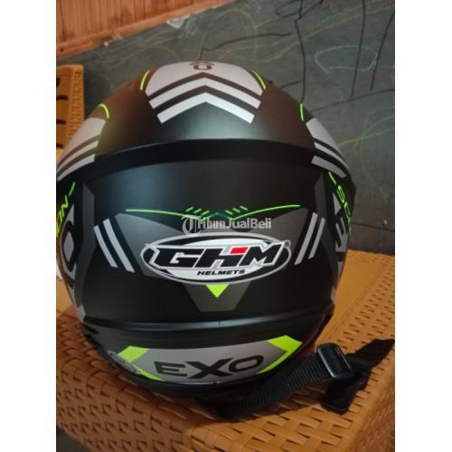 HELM GHM BEKAS EXO  KACA PELANGI  HITAM SIKKA ,FLORES,NTT