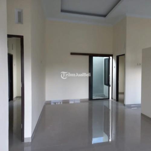 RUMAH BARU SLEMAN, LOKASI STRATEGIS, DESAIN MODERN