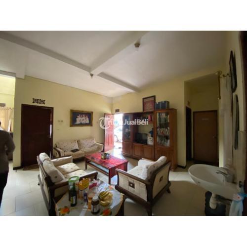 DIJUAL RUMAH MEWAH CANTIK 2 LANTAI HARGA TERJANGKAU DI SAWOJAJAR MALANG