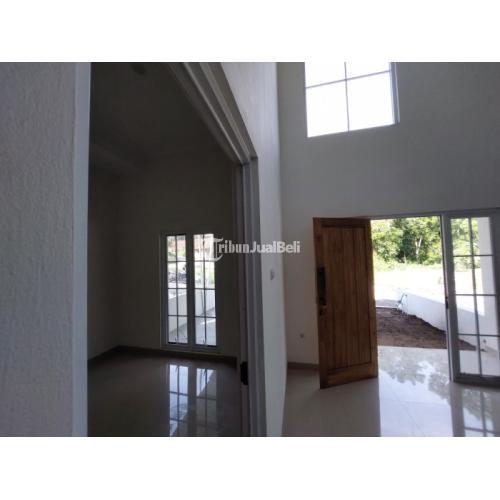 RUMAH BARU GAYA MEZZANINE DI SLEMAN, AKSES DEKAT UMY