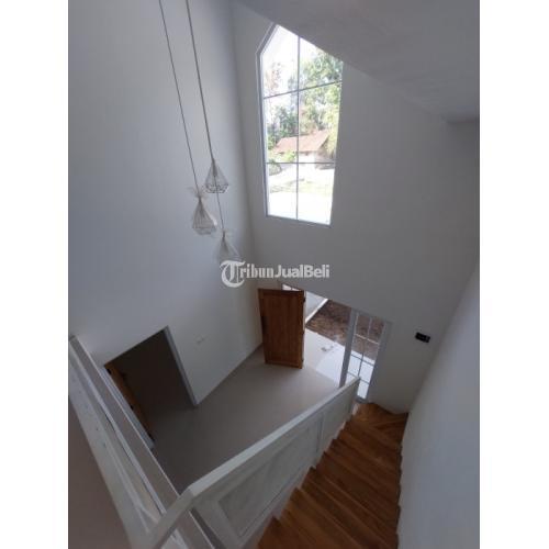 RUMAH BARU GAYA MEZZANINE DI SLEMAN, AKSES DEKAT UMY