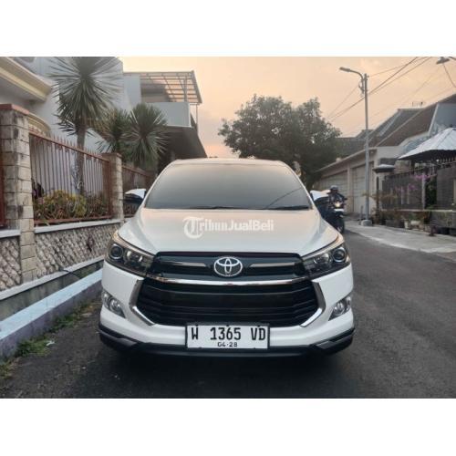 Mobil Toyota Innova Diesel AT 2018 Warna Putih Bekas Mulus Jarang Dipakai - Malang