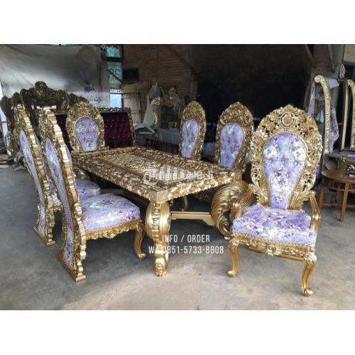 meja makan klasik mewah